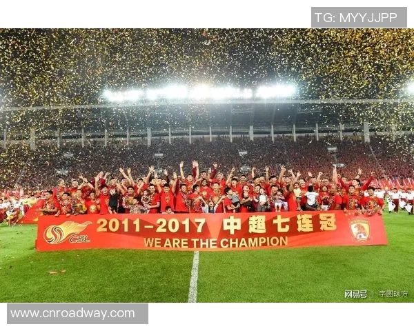 蚌埠足球球星成长之路与家乡力量如何塑造他的辉煌事业