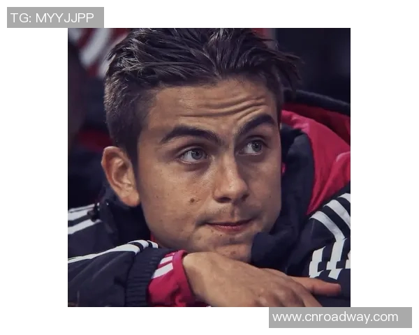 足球球星头像超帅女孩子展现运动魅力与时尚风采的完美融合